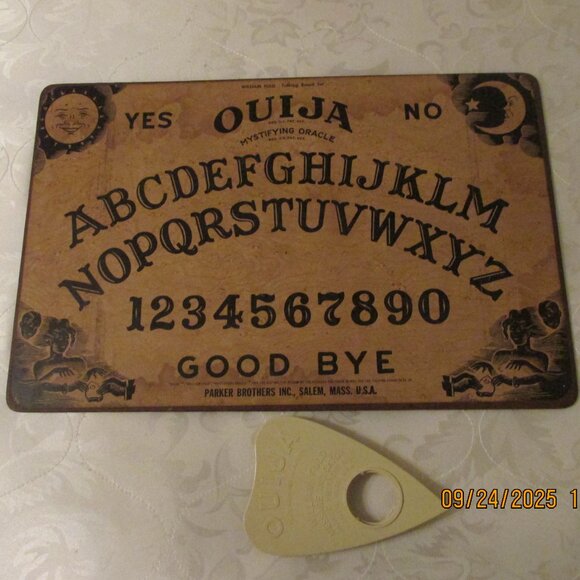 Ouija Board no Box Parker Brothers No 00600 Halloween Game - Picture 1 of 5